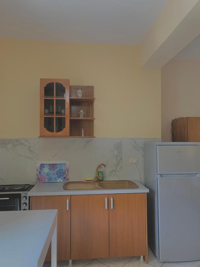 Ava'S Guesthouse Ksamil Luaran gambar
